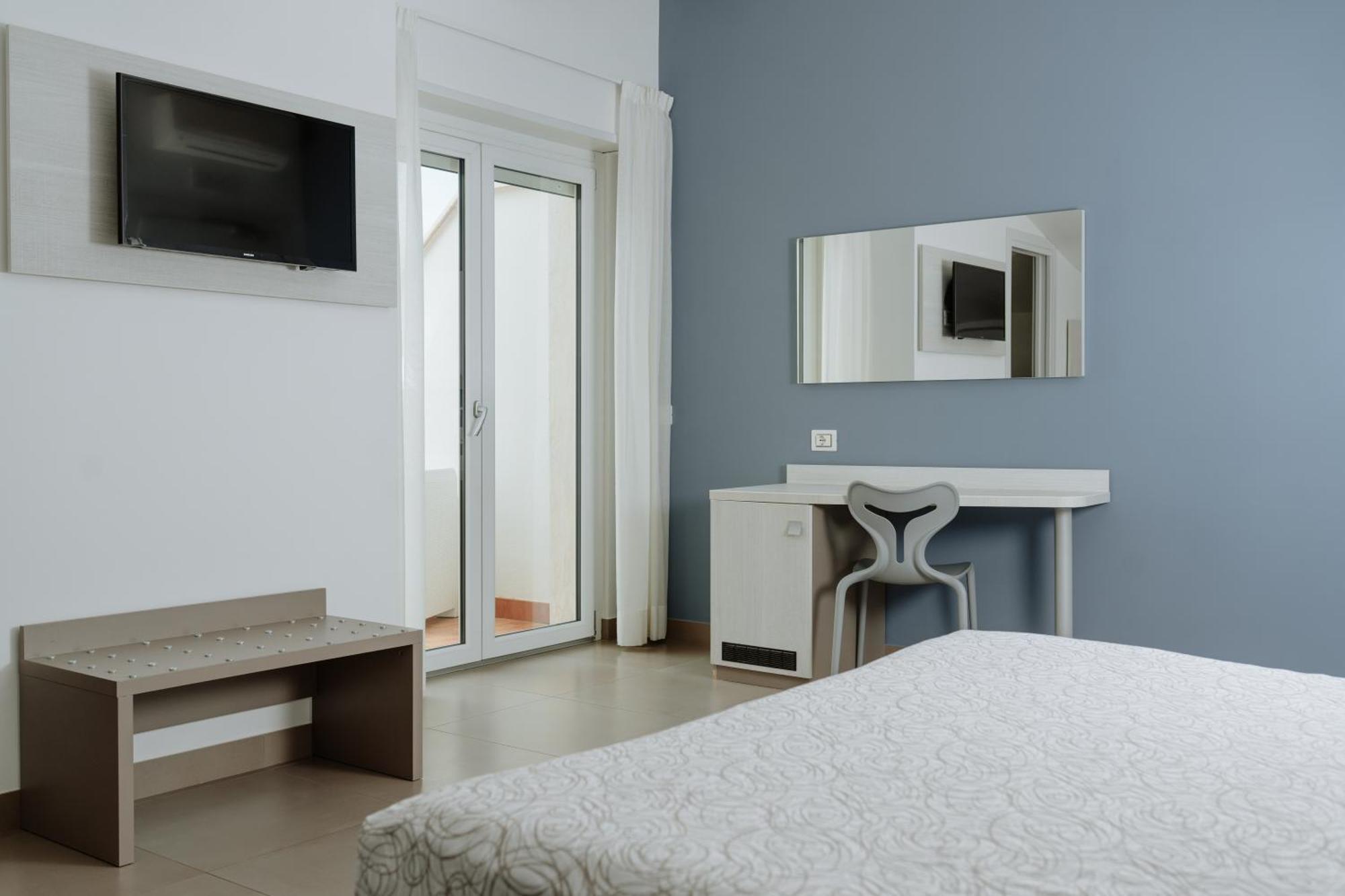Hotel Caravel فاستو المظهر الخارجي الصورة